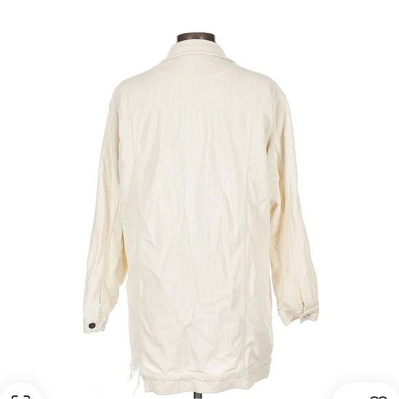 POL Cream Utility Jacket , 100% Cotton Size Medium Frayed Hem - Picture 2 of 6
